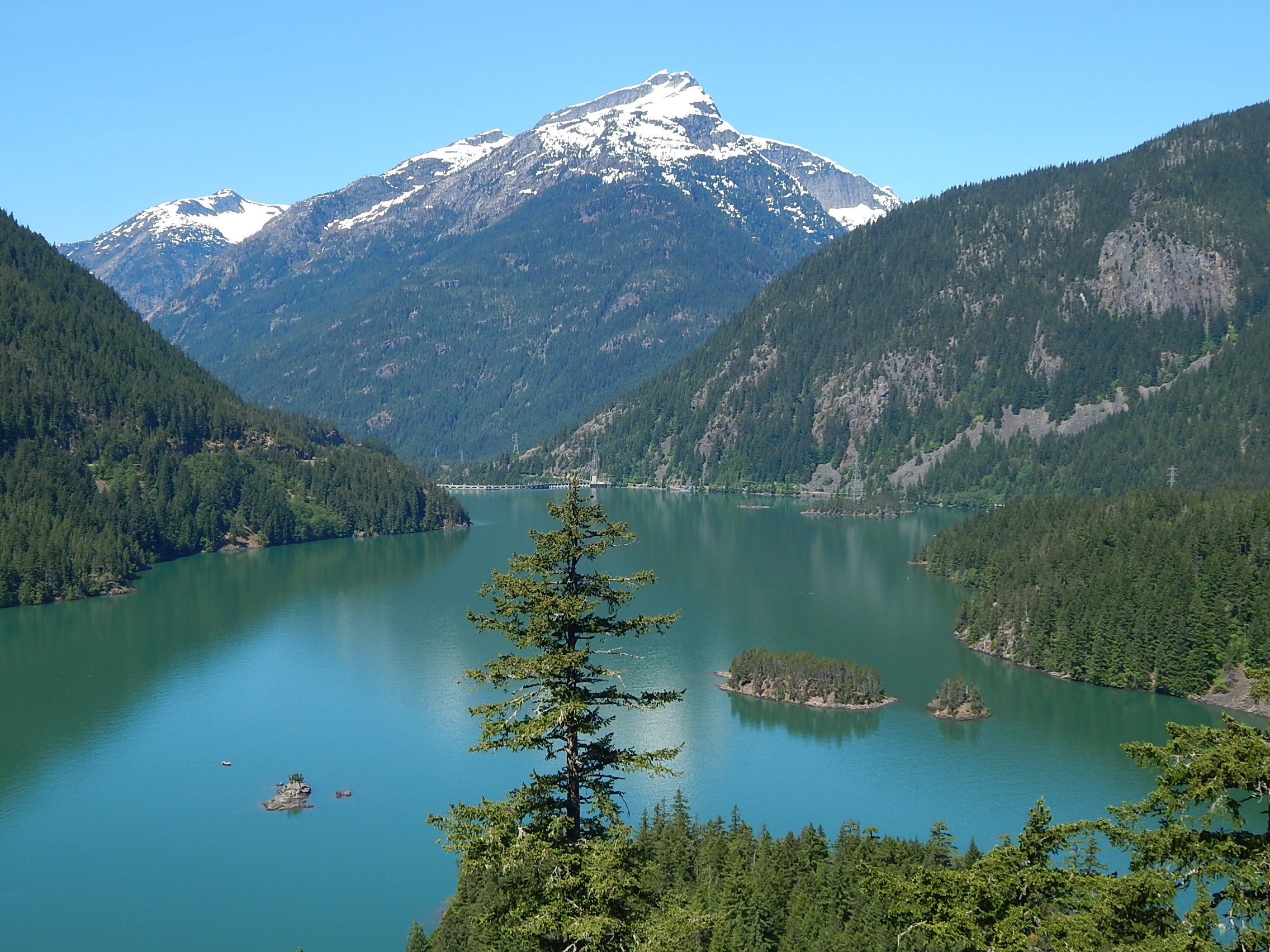 Diablo Lake Overlook in late spring conditions